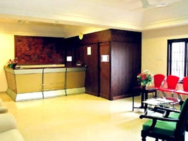 Issacs Regency Hotell Sultan Bathery Eksteriør bilde